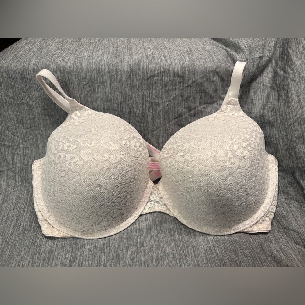 Cream PINK wear everywhere t-shirt lightly lighted bra